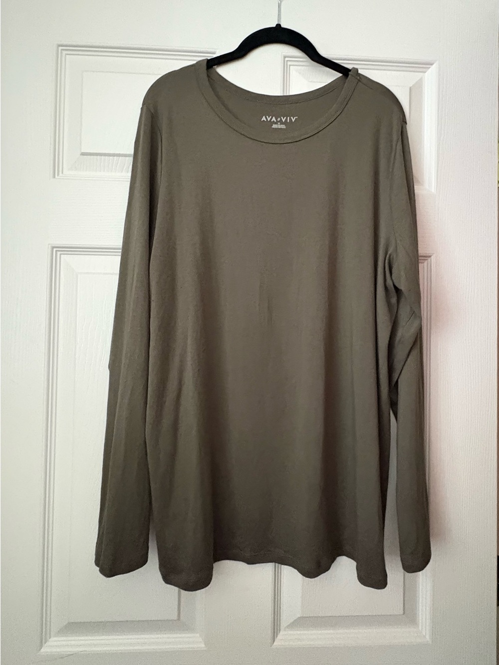 Target brand Ava & Viv moss green long sleeved t-shirt 2X